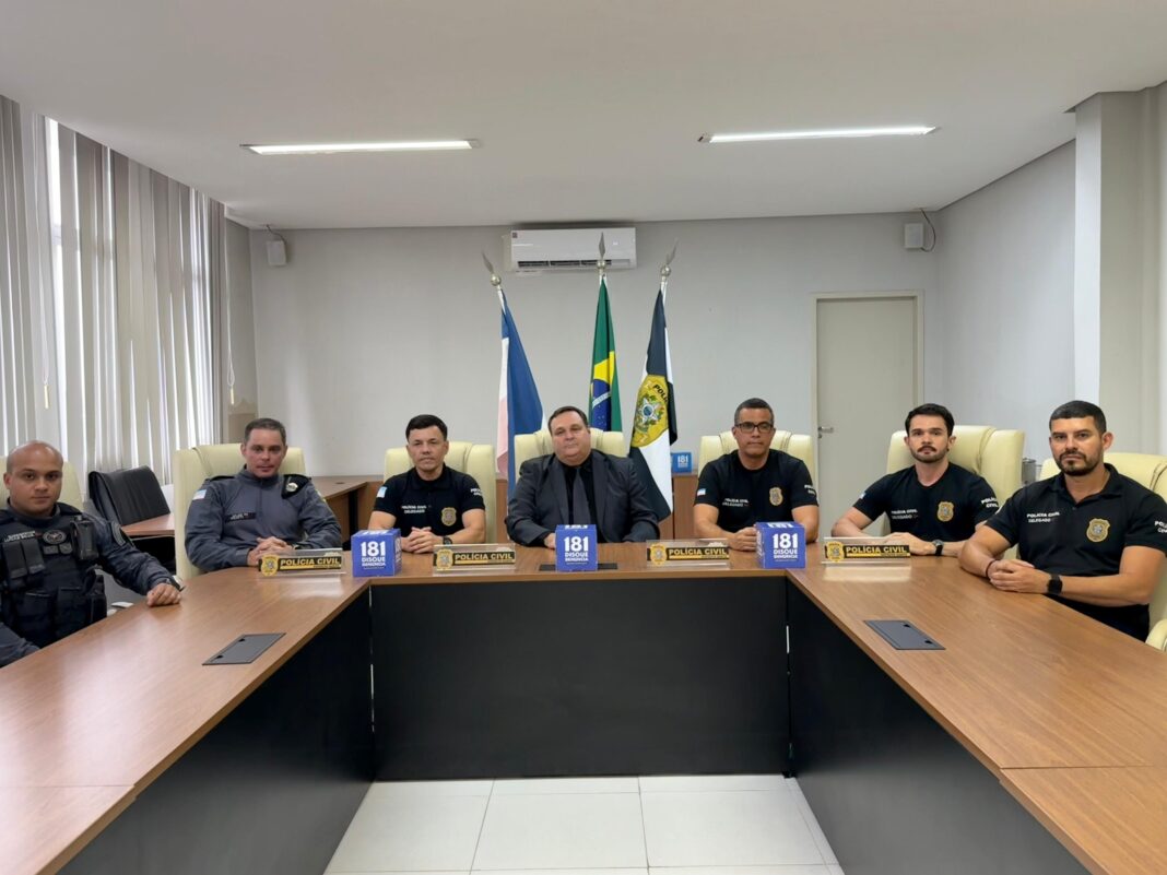 <p><strong>Polícia Civil conclui investigação e prende suspeitos por homicídio em Vila Velha</strong></p> <p><strong>Polícia Civil conclui investigação e prende suspeitos por homicídio em Vila Velha</strong></p>
