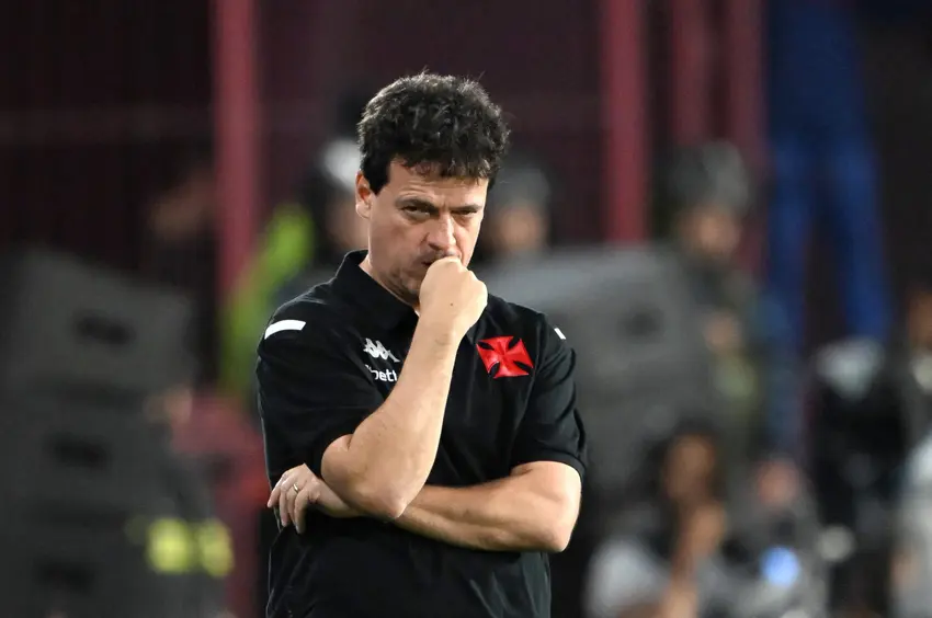 Vasco apresenta apenas 18,5% de aproveitamento em clássicos em 2025, revela análise. Vasco apresenta apenas 18,5% de aproveitamento em clássicos em 2025, revela análise.