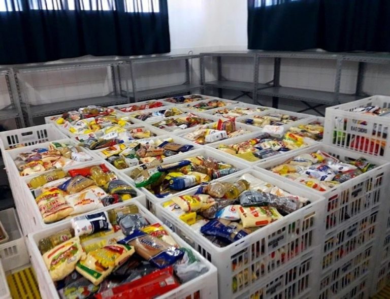 Cachoeiro promove Feira da Bondade com doação de alimentos para famílias carentes Feira da Bondade incentiva doação de alimentos e solidariedade em Cachoeiro - Prefeitura de Cachoeiro de Itapemirim