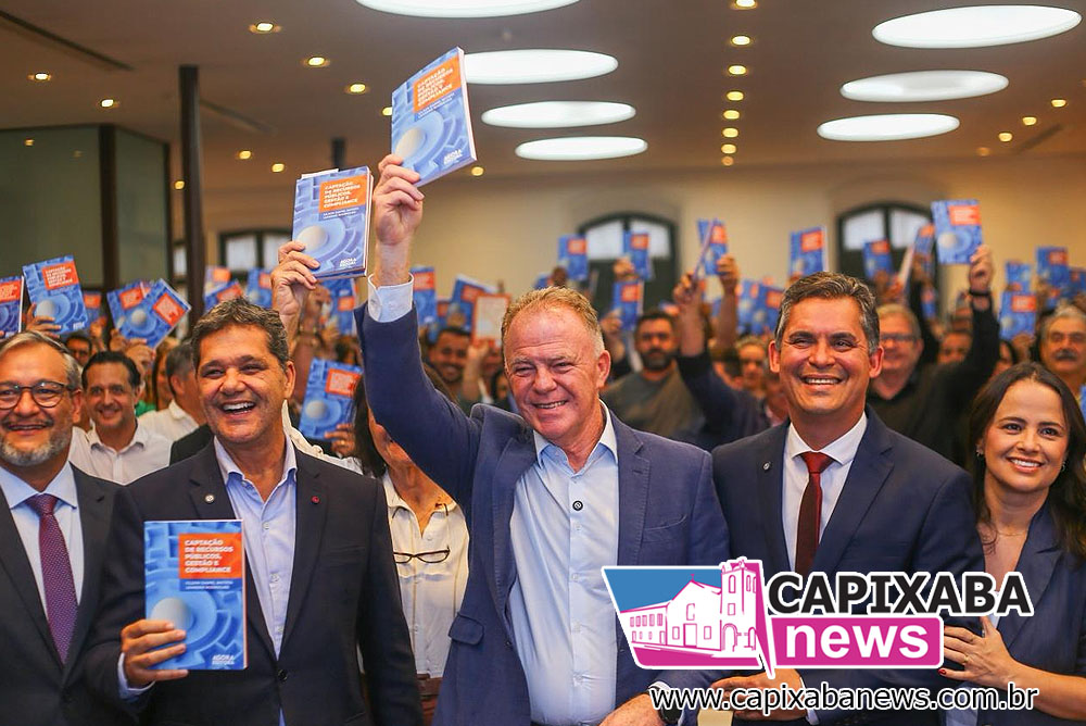 Lançamento de livro de Gilson Daniel lota o Palácio Anchieta e confirma sua força política no Espírito Santo Lançamento de livro de Gilson Daniel lota o Palácio Anchieta e confirma sua força política no Espírito Santo