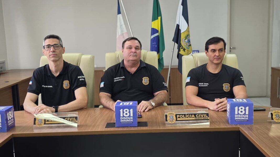 <p><strong>PCES prende mulher por homicídio de travesti em Jardim Limoeiro, na Serra</strong></p> <p><strong>PCES prende mulher por homicídio de travesti em Jardim Limoeiro, na Serra</strong></p>