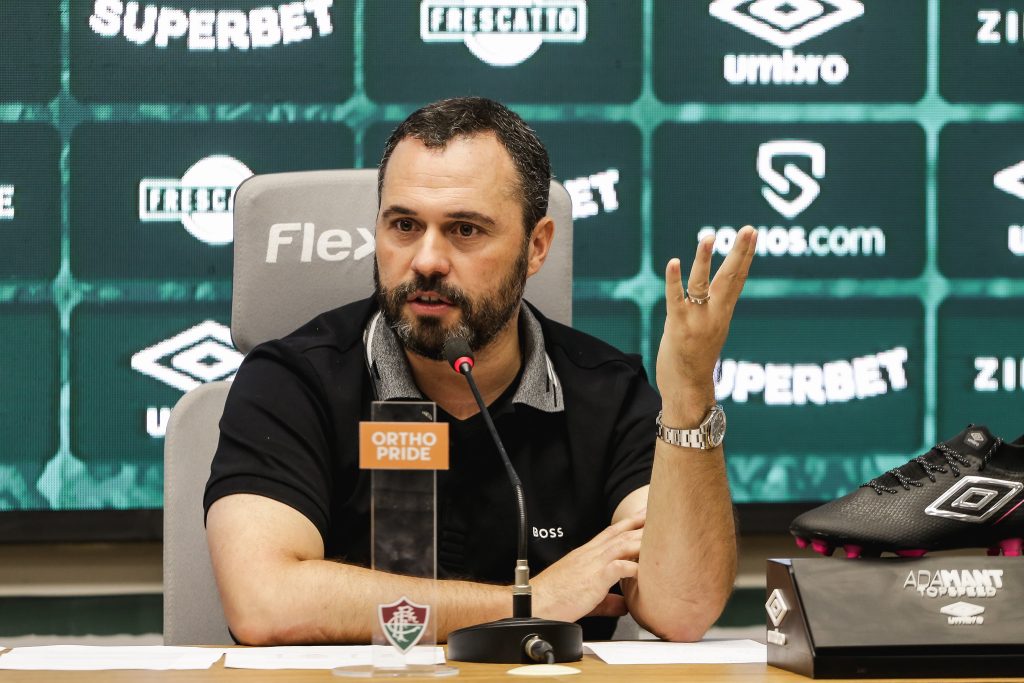 Fluminense pode concretizar saída de Otávio, jogador pouco querido pela torcida tricolor. Fluminense pode concretizar saída de Otávio, jogador pouco querido pela torcida tricolor.
