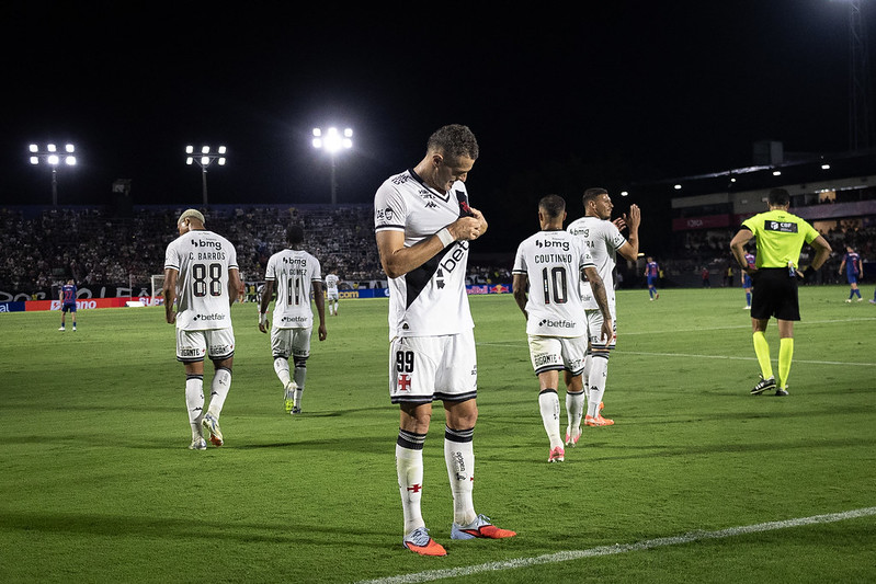 Vegetti se destaca com 26 gols no Vasco, mesmo atuando como reserva na temporada 2025 Vegetti se destaca com 26 gols no Vasco, mesmo atuando como reserva na temporada 2025