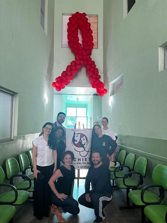 Anchieta intensifica ações educativas sobre HIV/AIDS no Dezembro Vermelho Notícia Anchieta realiza ações educativas sobre HIV Aids no Dezembro Vermelho - Prefeitura Municipal de Anchieta