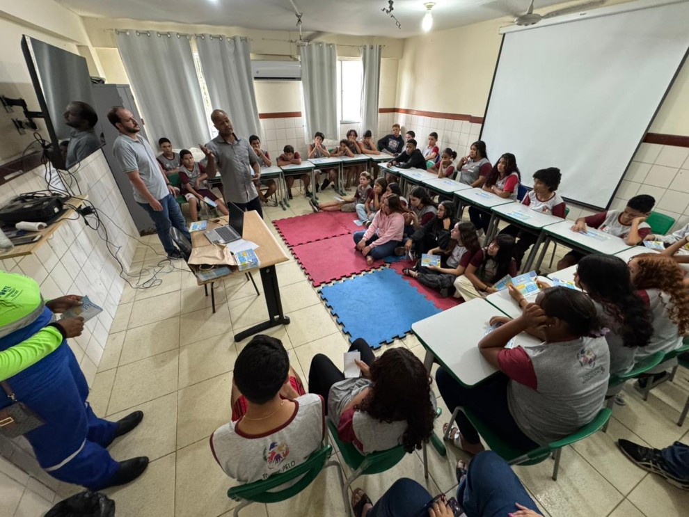 Anchieta realiza palestra sobre descarte seguro de lixo em escolas municipais Notícia Prefeitura promove palestra sobre descarte seguro do lixo doméstico em escolas municipais - Prefeitura Municipal de Anchieta