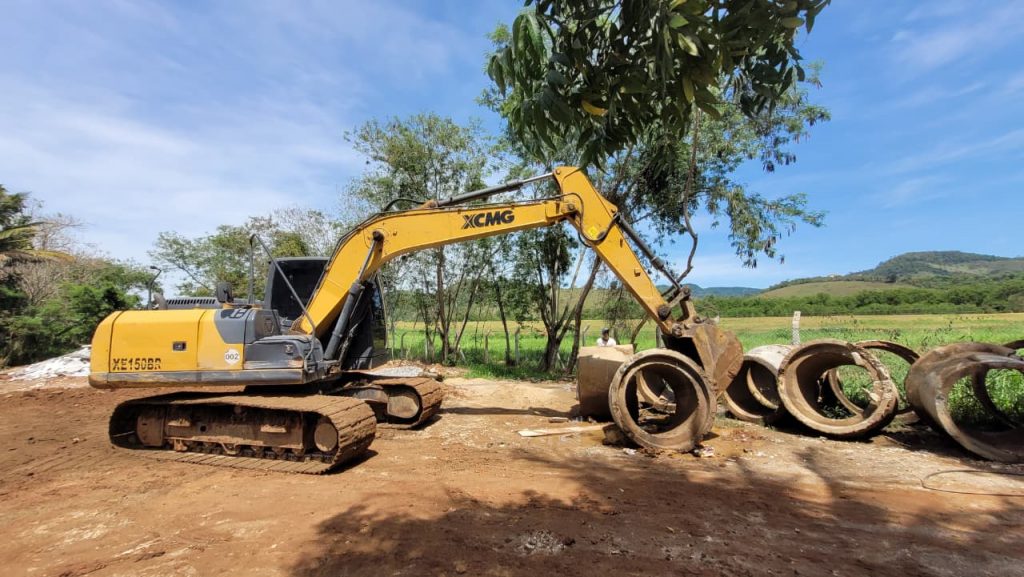 Prefeitura de Cachoeiro inicia obra de drenagem no bairro Aeroporto - Prefeitura de Cachoeiro de Itapemirim