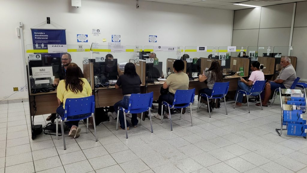 Procon de Cachoeiro realiza Dia D e oferece descontos significativos em dívidas Saldo positivo no 2º Dia D de Negociação de dívidas do Procon de Cachoeiro - Prefeitura de Cachoeiro de Itapemirim