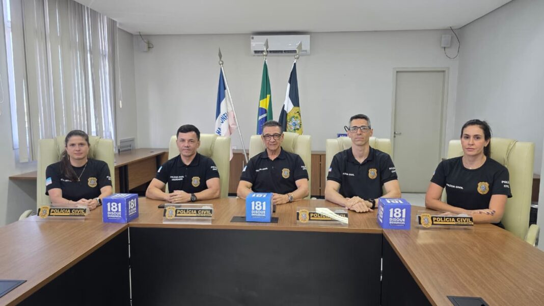 <p><strong>PCES prende homem suspeito de feminicídio em Nova Almeida, Serra</strong></p> <p><strong>PCES prende homem suspeito de feminicídio em Nova Almeida, Serra</strong></p>