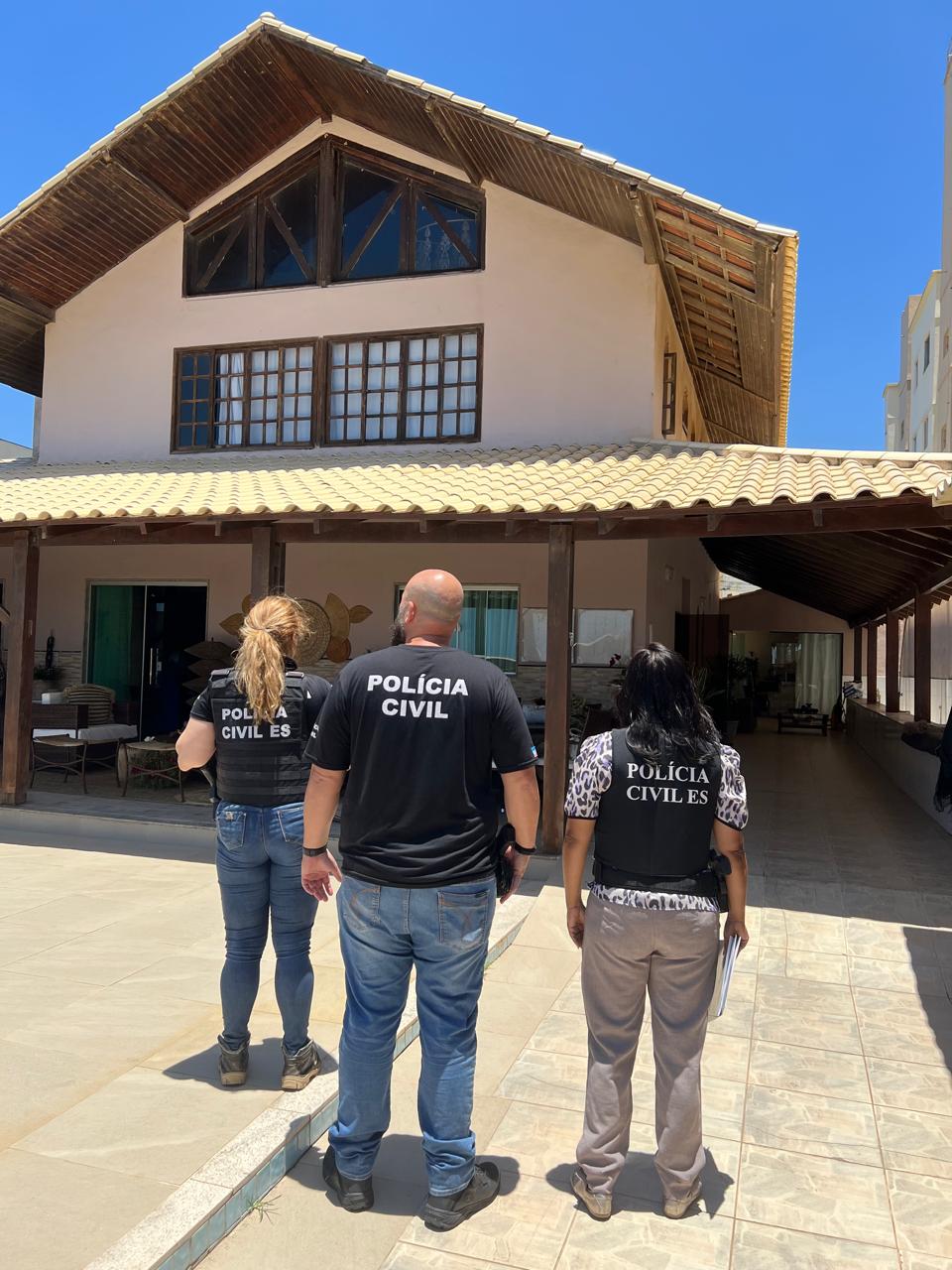<p><strong>Polícia Civil de Guarapari realiza operação e prende casal por estelionato</strong></p> <p><strong>Polícia Civil de Guarapari realiza operação e prende casal por estelionato</strong></p>