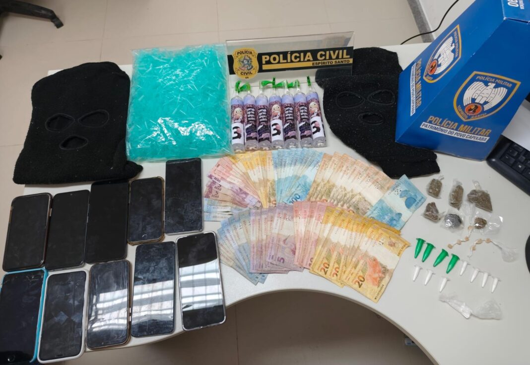 Polícia Civil e Militar prendem quatro homens por tráfico em São Gabriel da Palha Polícia Civil e Militar prendem quatro homens por tráfico em São Gabriel da Palha