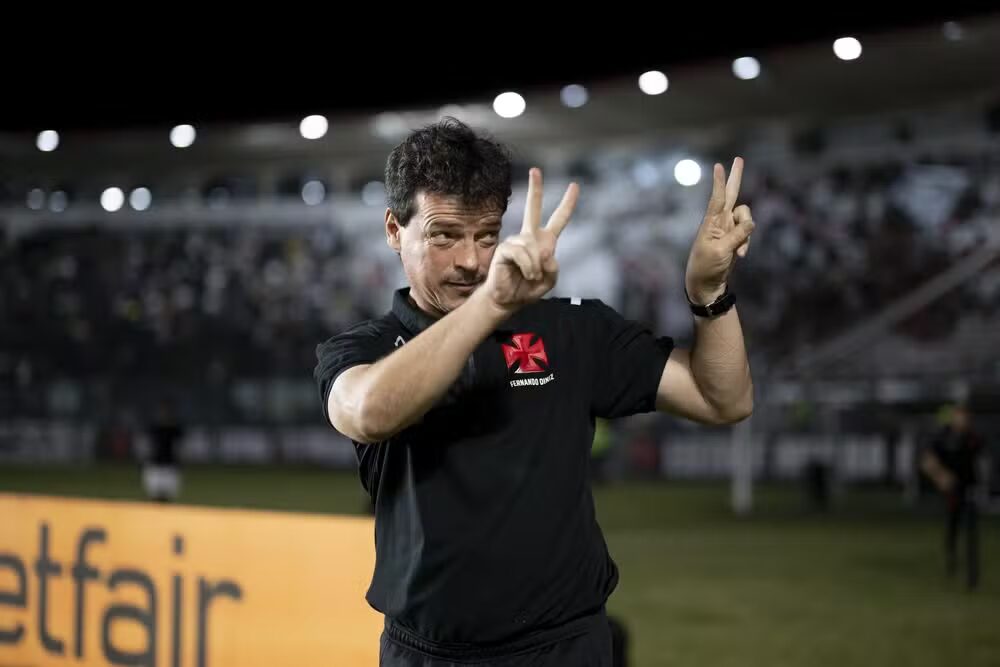 Vasco busca negociar com uruguaio Juan Manuel Sanabria, jogador da seleção do Uruguai. Vasco busca negociar com uruguaio Juan Manuel Sanabria, jogador da seleção do Uruguai.