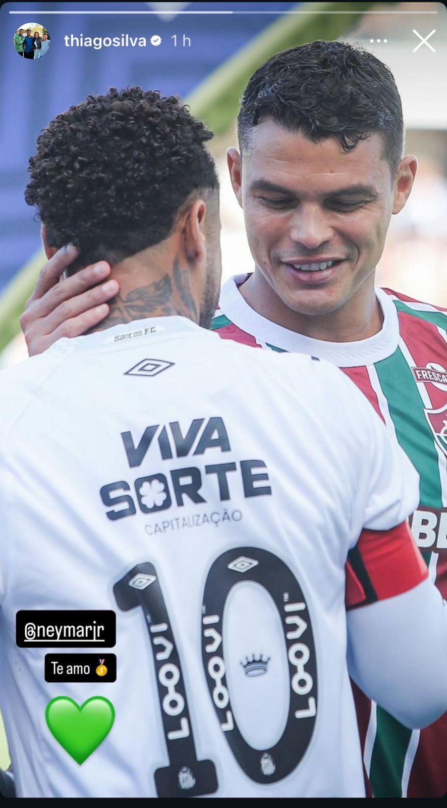 Foto de Thiago Silva com Neymar gera especulações sobre possível transferência para Fluminense Foto de Thiago Silva com Neymar gera especulações sobre possível transferência para Fluminense