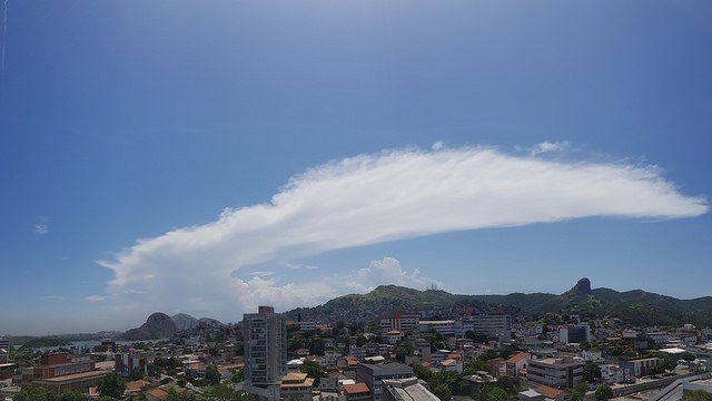 Calor e tempo firme marcam virada do ano no Espírito Santo, diz Incaper Calor e tempo firme marcam virada do ano no Espírito Santo, diz Incaper