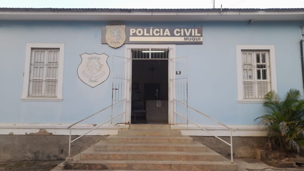 Polícia Civil de Muqui cumpre mandado por crime sexual contra jovem de 20 anos Polícia Civil de Muqui cumpre mandado por crime sexual contra jovem de 20 anos