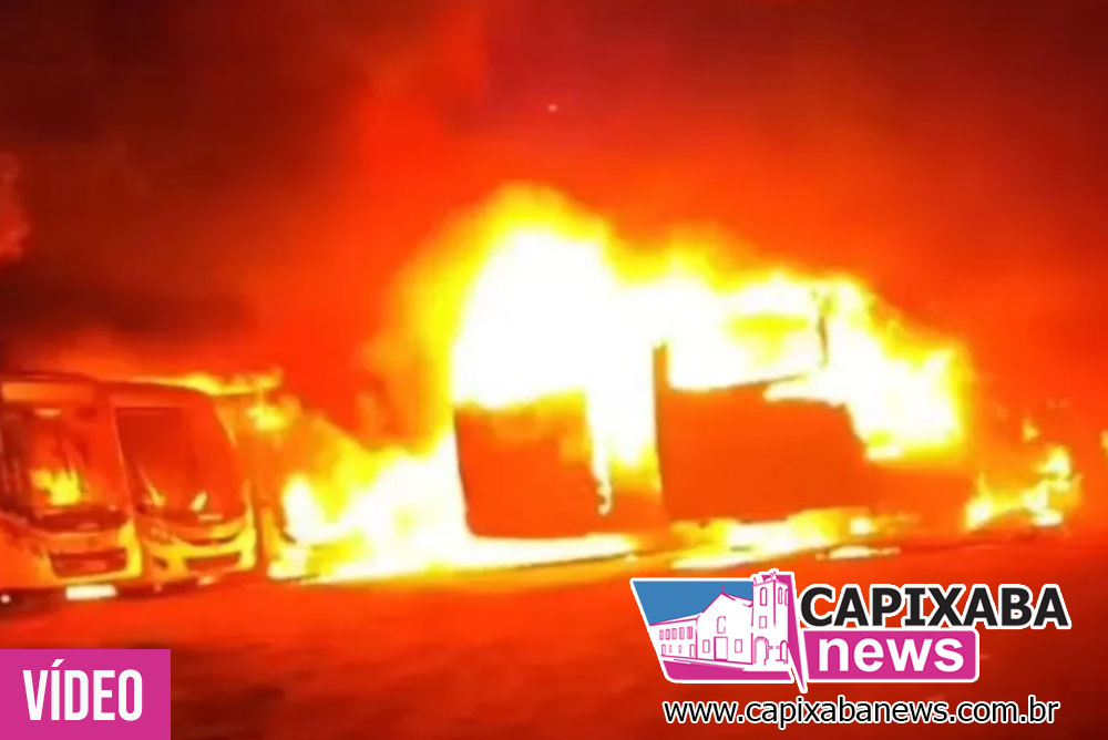 Vídeo: Polícia investiga incêndio que destruiu 38 veículos de empresa de transporte em Itapemirim Vídeo: Polícia investiga incêndio que destruiu 38 veículos de empresa de transporte em Itapemirim