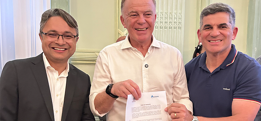 Piúma e Cesan firmam acordo para manter serviços de água e esgoto Piúma firma acordo com a Cesan para garantir continuidade dos serviços de água e esgoto