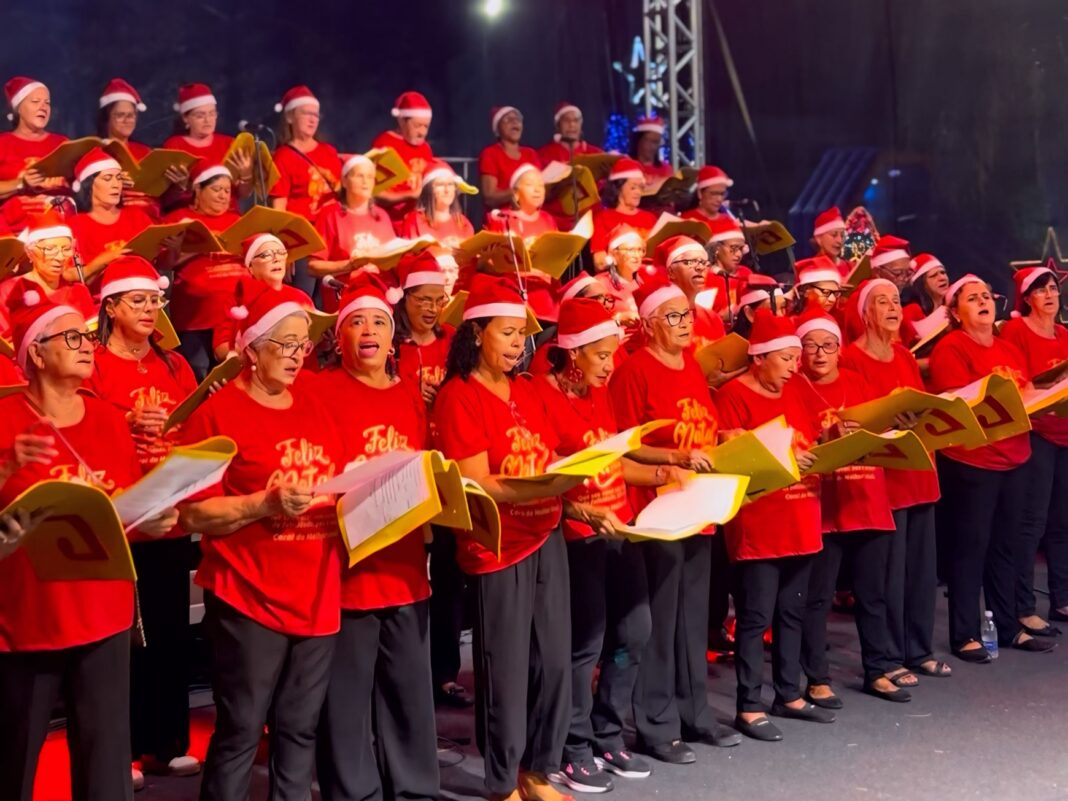 Praça Dona Carmem vai receber programação especial do 5º Natal Luz em Piúma
