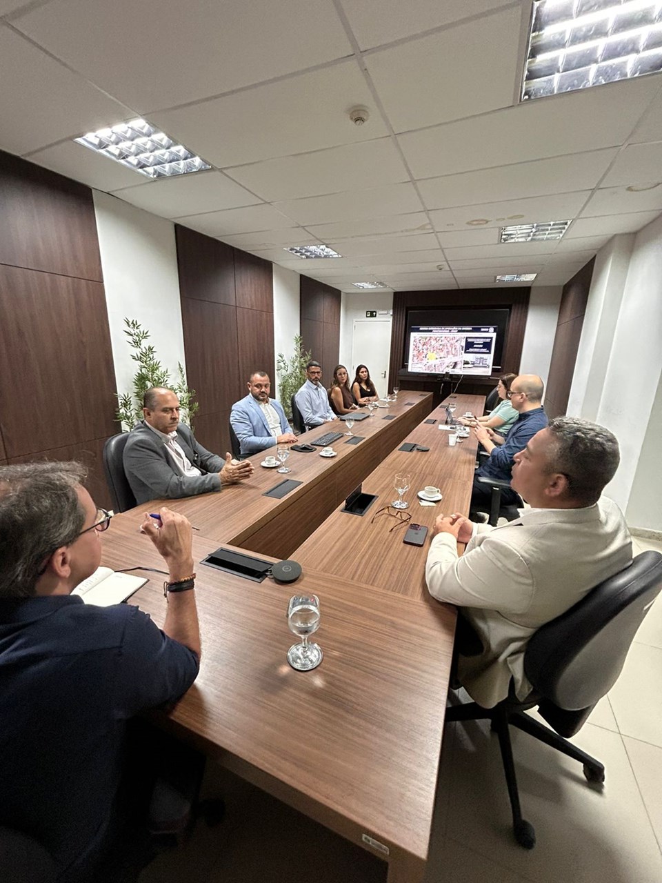 Sejus apresenta ações do Moderniza-ES na primeira reunião do Comitê