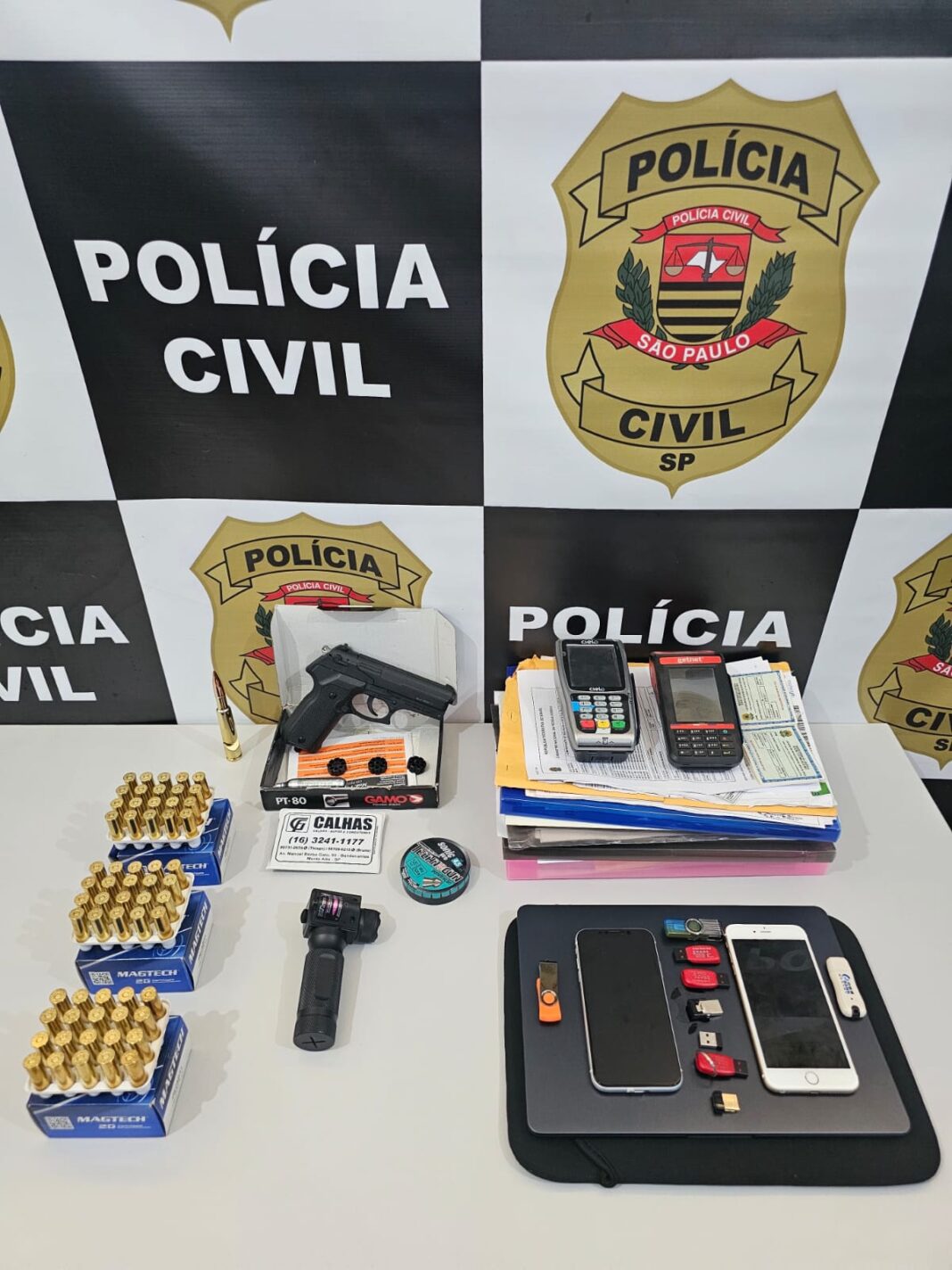 <p><strong>Polícias Civil do ES e SP realizam operação contra lavagem de dinheiro em SP</strong></p> <p><strong>Polícias Civil do ES e SP realizam operação contra lavagem de dinheiro em SP</strong></p>