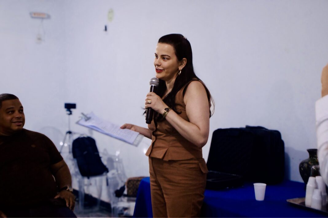 Audiência Pública em Piúma inicia Plano de Mobilidade Urbana Prefeitura realizou audiência pública que marcou o início do Plano Municipal de Mobilidade Urbana