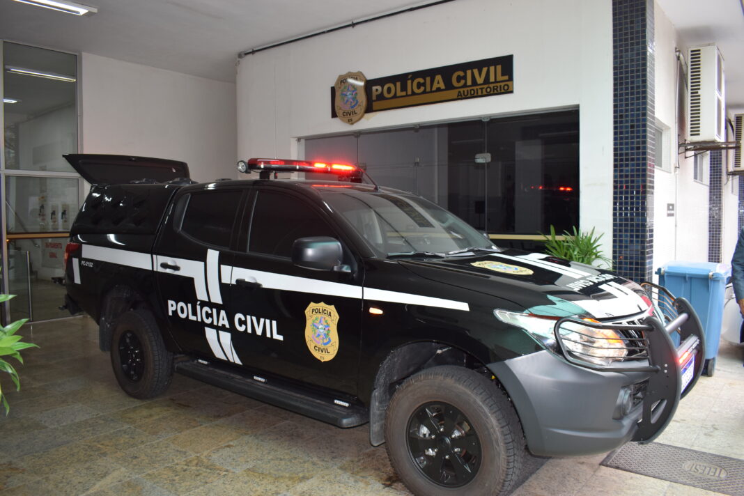 <p><strong>Polícia Civil do ES prende homem procurado por furto qualificado em Minas Gerais</strong></p> <p><strong>Polícia Civil do ES prende homem procurado por furto qualificado em Minas Gerais</strong></p>