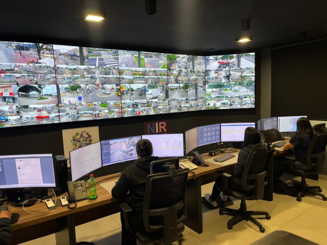 Governo do ES alcança 600 prisões com tecnologia de reconhecimento facial Governo do ES alcança 600 prisões com tecnologia de reconhecimento facial