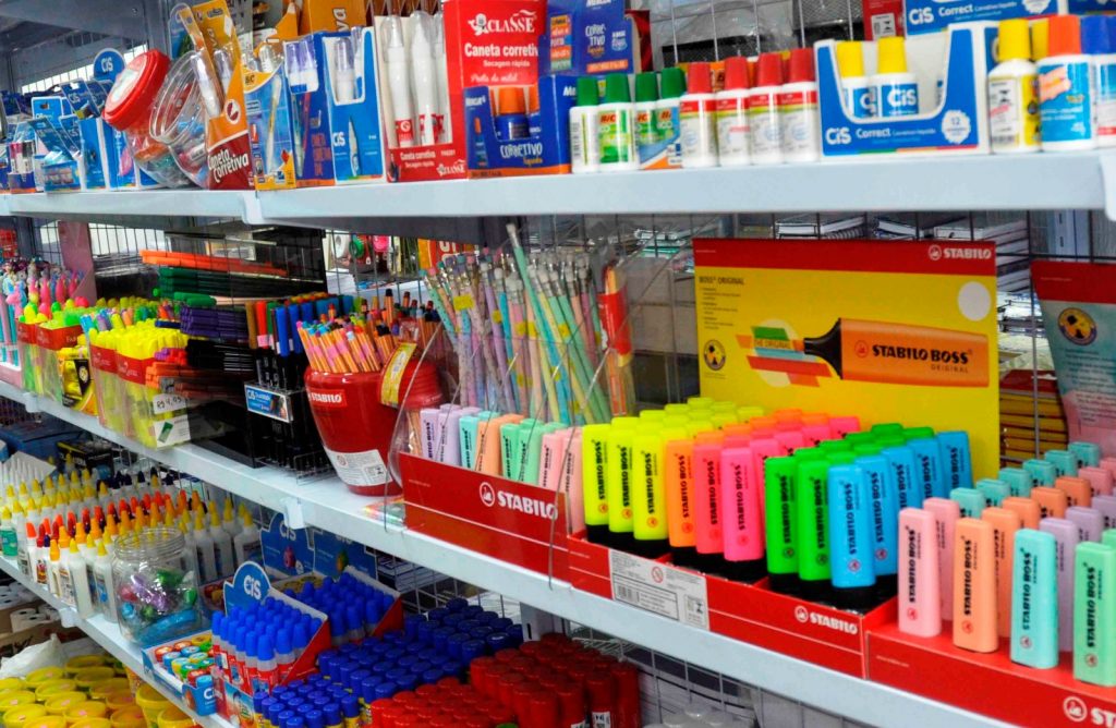 Procon de Cachoeiro orienta pais sobre compras de material escolar e dicas importantes Confira as dicas do Procon de Cachoeiro para as compras de material escolar - Prefeitura de Cachoeiro de Itapemirim