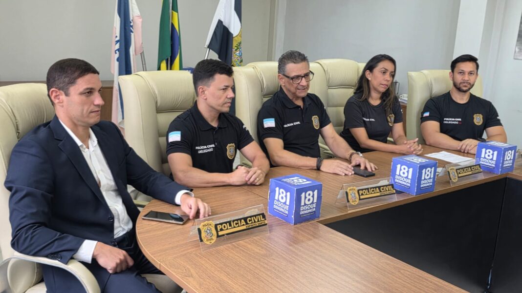 Polícia Civil prende professor investigado por exploração sexual de alunos na Serra Polícia Civil prende professor investigado por exploração sexual de alunos na Serra