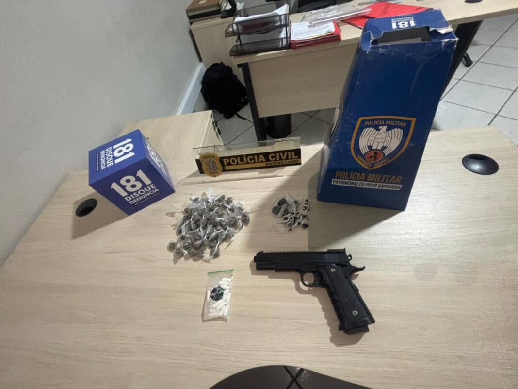Polícia Civil e Militar apreendem drogas e simulacro em operação em Boa Esperança Polícia Civil e Militar apreendem drogas e simulacro em operação em Boa Esperança