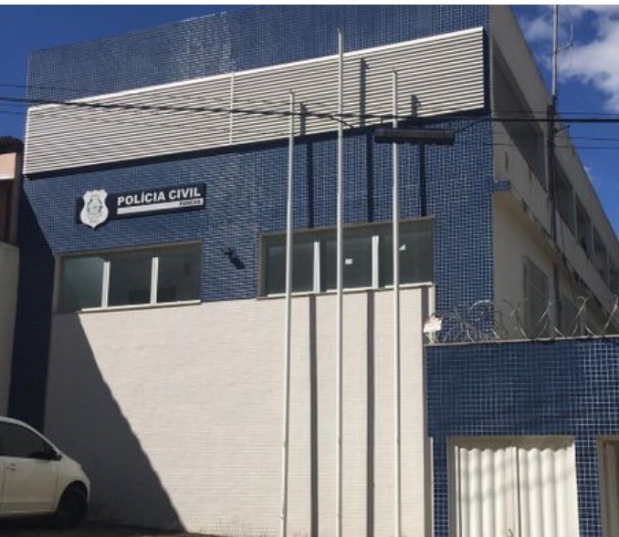 Polícia Civil prende suspeito de roubo com agressão a comerciante em Pancas Polícia Civil prende suspeito de roubo com agressão a comerciante em Pancas