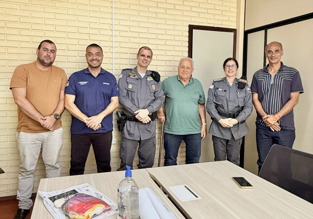 Cachoeiro de Itapemirim implementa segurança integrada para o Cachoeiraço 2026 Cachoeiraço 2026 terá esquema de segurança inédito com Operação Verão da PM e mais de 100 agentes nos três dias de festa - Prefeitura de Cachoeiro de Itapemirim