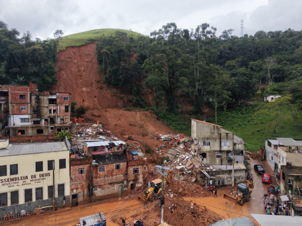 Cachoeiro inicia campanha de solidariedade para ajudar vítimas das enchentes em Minas Gerais Cachoeiro de Itapemirim inicia campanha de solidariedade para vítimas das chuvas em Minas Gerais - Prefeitura de Cachoeiro de Itapemirim