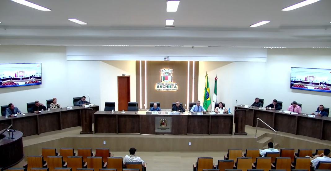 Câmara de Anchieta aprova reajuste de 5,5% para servidores municipais Câmara de Anchieta aprova reajuste salarial de 5,5% para servidores municipais