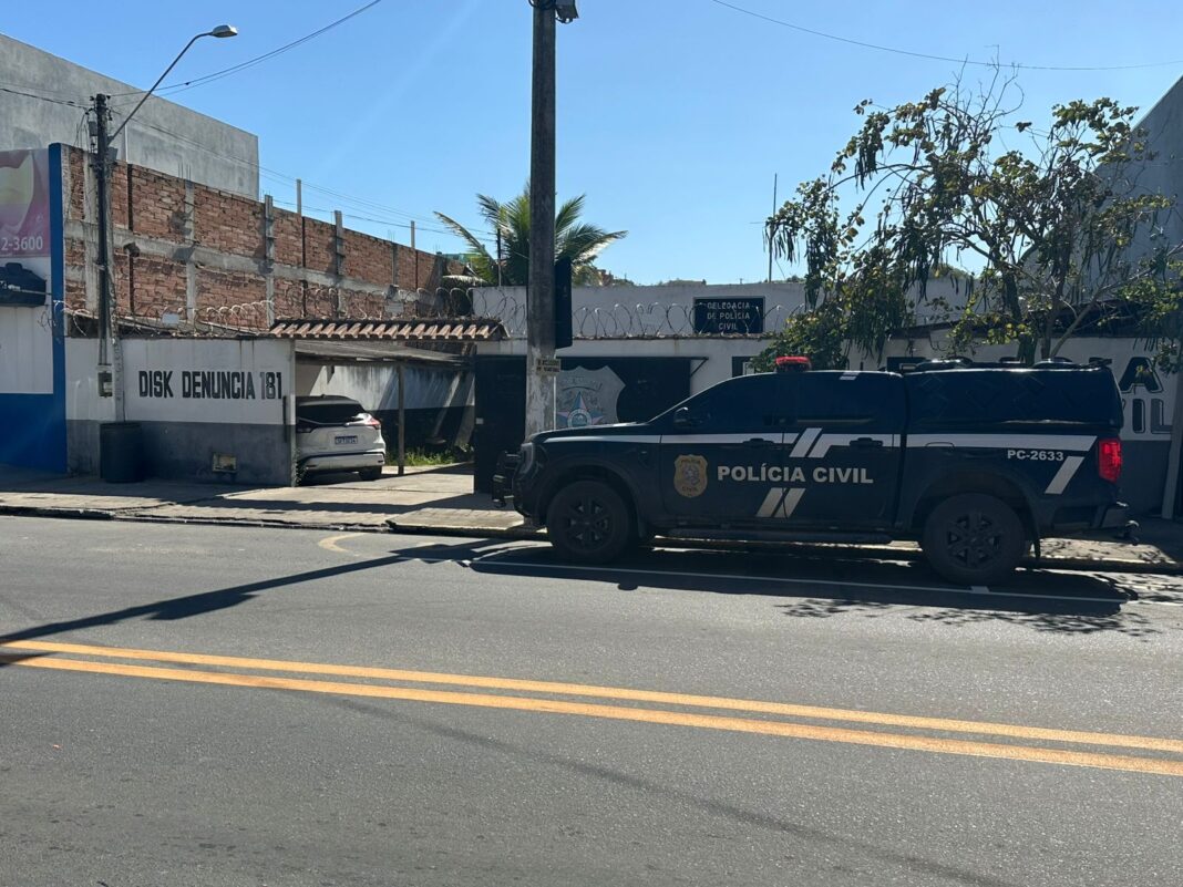 Adolescente é apreendido em Marataízes como suspeito de homicídio registrado na cidade Adolescente é apreendido em Marataízes como suspeito de homicídio registrado na cidade