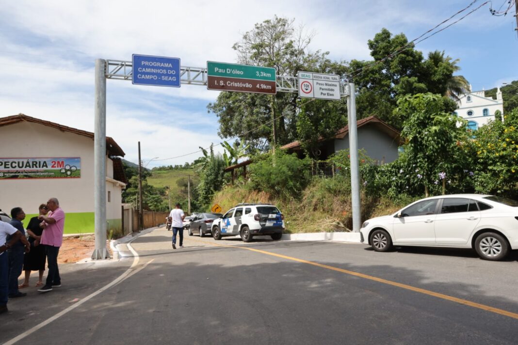 Governo do ES inaugura pavimentação rural e investe em Guarapari Governo do ES inaugura pavimentação rural e investe em Guarapari