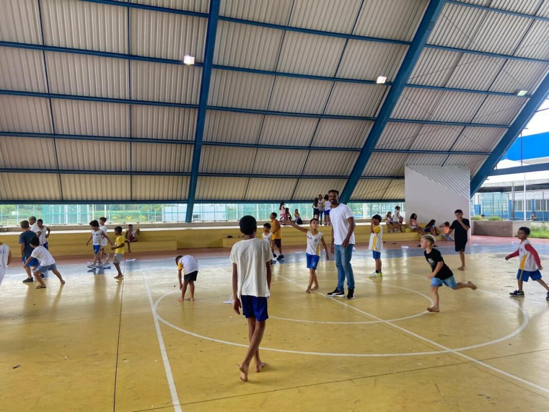 Marataízes recebe Selo Prata na alfabetização de crianças Marataízes conquista inédito Selo Prata na alfabetização de crianças