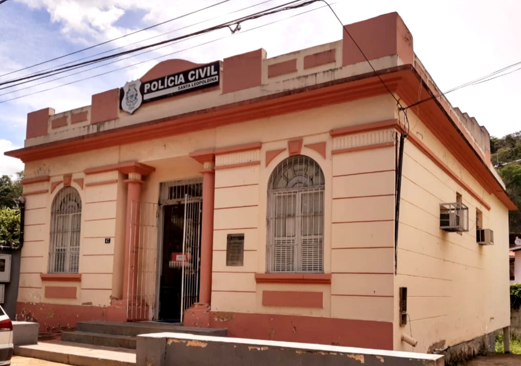 Polícia Civil prende homem por extorsão com ameaças de divulgação de vídeos íntimos Polícia Civil prende homem por extorsão com ameaças de divulgação de vídeos íntimos