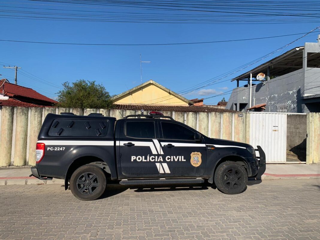 Polícia Civil cumpre mandado e prende homem investigado por estupro de vulnerável Polícia Civil cumpre mandado e prende homem investigado por estupro de vulnerável
