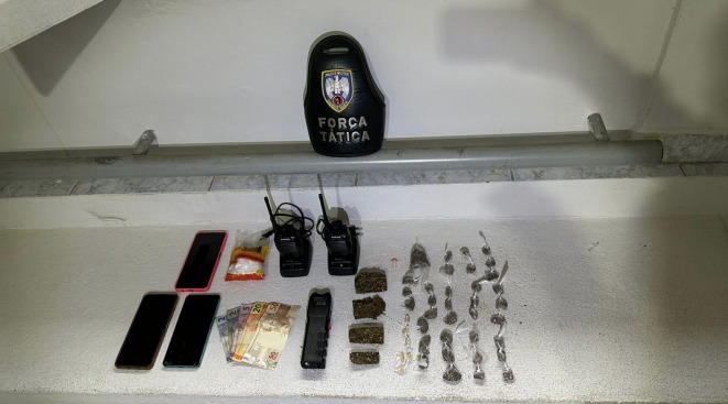 <p><strong>Polícia Civil de ES prende seis em operação contra tráfico e violência doméstica</strong></p> <p><strong>Polícia Civil de ES prende seis em operação contra tráfico e violência doméstica</strong></p>