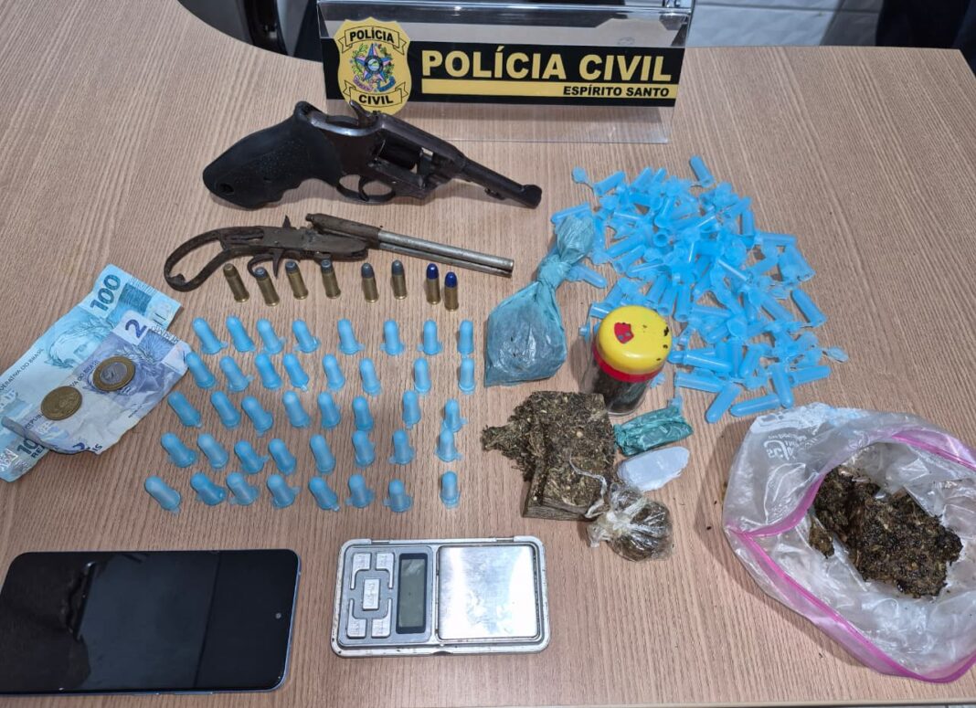 Polícia Civil prende homem por tráfico de drogas em operação em Mantenópolis Polícia Civil prende homem por tráfico de drogas em operação em Mantenópolis