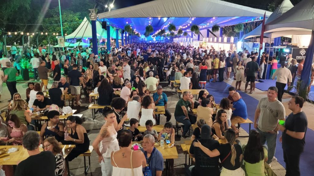 Festival do Rei em Cachoeiro celebra cultura e gastronomia com grande participação pública Festival do Rei tem segunda noite marcada por emoção e grande público - Prefeitura de Cachoeiro de Itapemirim