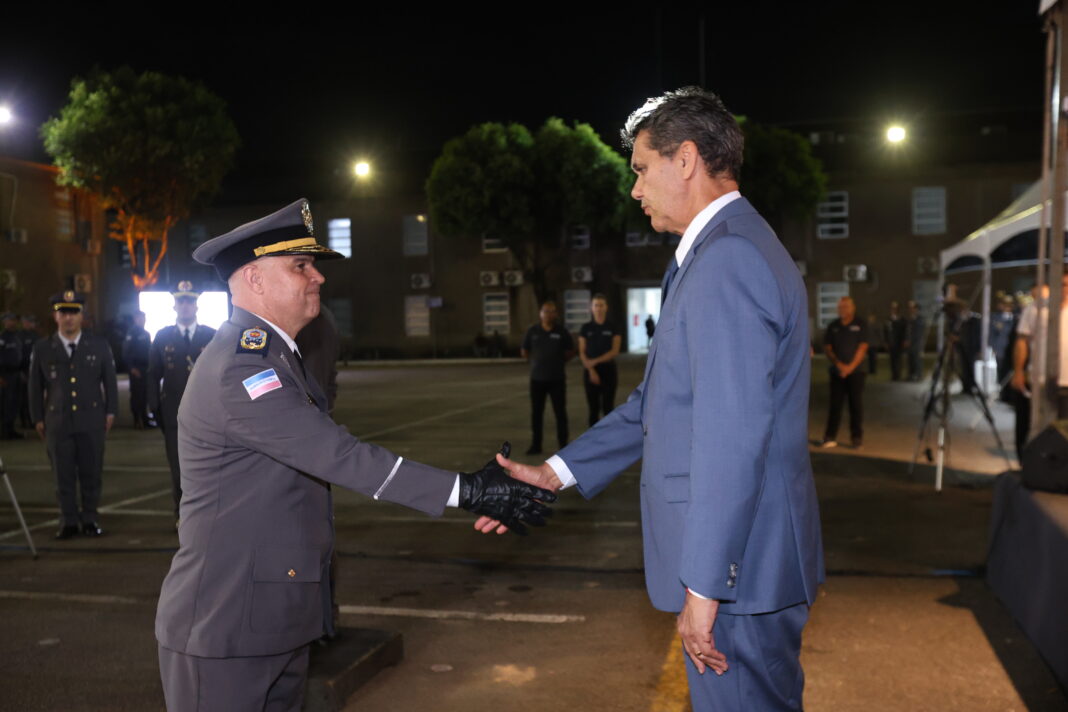 Governo do ES reúne novo comando da PMES com primeira mulher no cargo Governo do ES reúne novo comando da PMES com primeira mulher no cargo