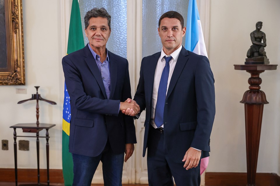 <p><strong>Governador do ES nomeia Jordano Bruno como novo delegado-geral da Polícia Civil</strong></p> <p><strong>Governador do ES nomeia Jordano Bruno como novo delegado-geral da Polícia Civil</strong></p>