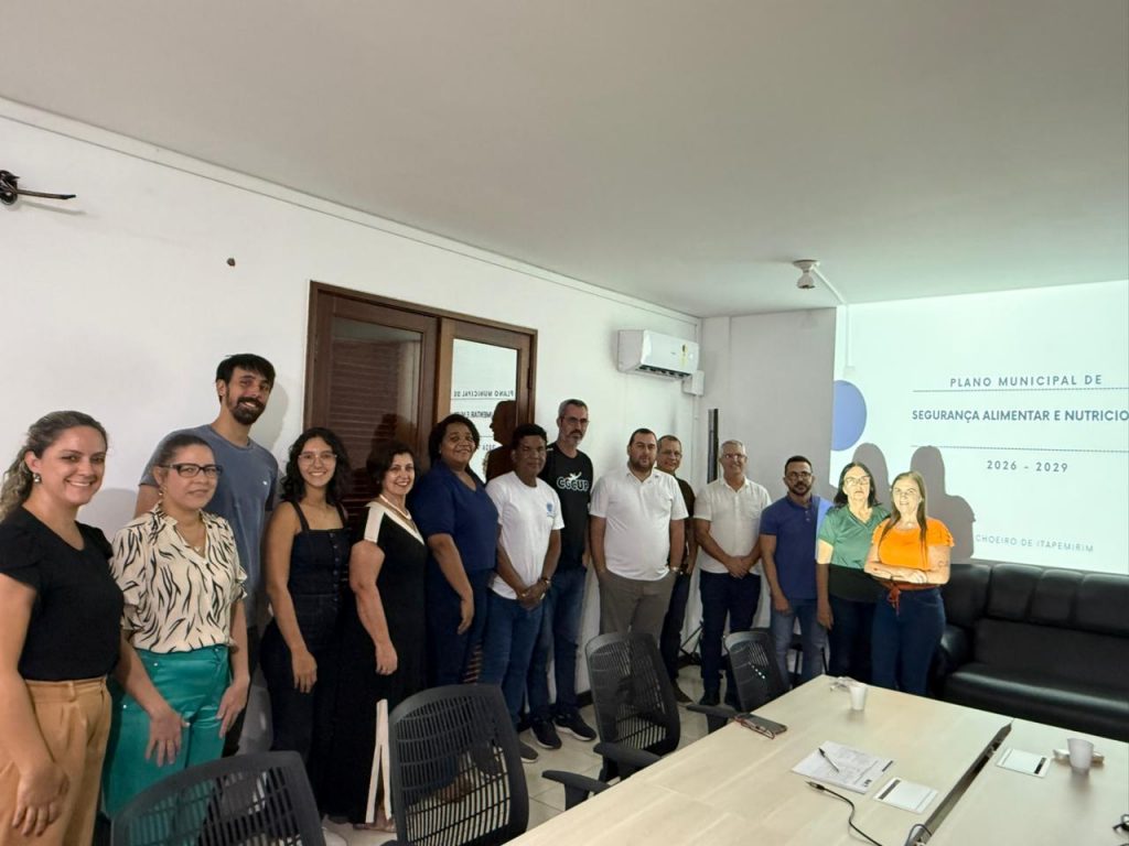 Prefeitura de Cachoeiro apresenta 1º Plano Municipal de Segurança Alimentar e Nutricional Prefeitura de Cachoeiro apresenta 1º Plano Municipal de Segurança Alimentar e Nutricional - Prefeitura de Cachoeiro de Itapemirim