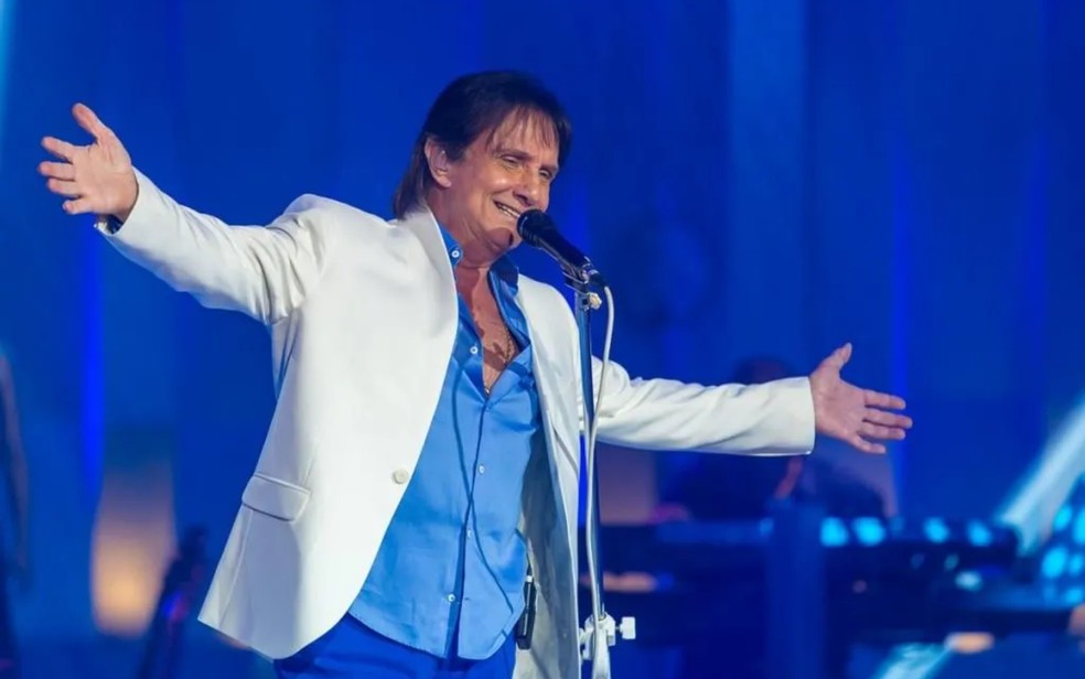 Roberto Carlos apresenta clássicos em show especial no aniversário em Cachoeiro Cachoeiro vive neste domingo (19) o reencontro emocionante com Roberto Carlos - Prefeitura de Cachoeiro de Itapemirim
