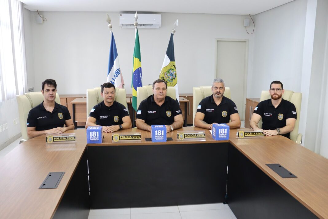 Polícia Civil de ES prende casal por estelionato e receptação de celulares furtados Polícia Civil de ES prende casal por estelionato e receptação de celulares furtados
