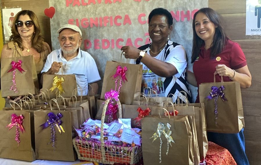 Idosos do Centro de Convivência celebram Dia das Mães com programação especial - Prefeitura de Cachoeiro de Itapemirim