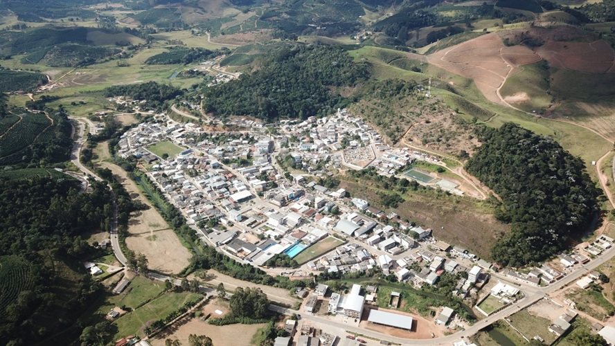Encontro do Governo do ES fortalece turismo e empreendedorismo em Pedra Menina Encontro do Governo do ES fortalece turismo e empreendedorismo em Pedra Menina