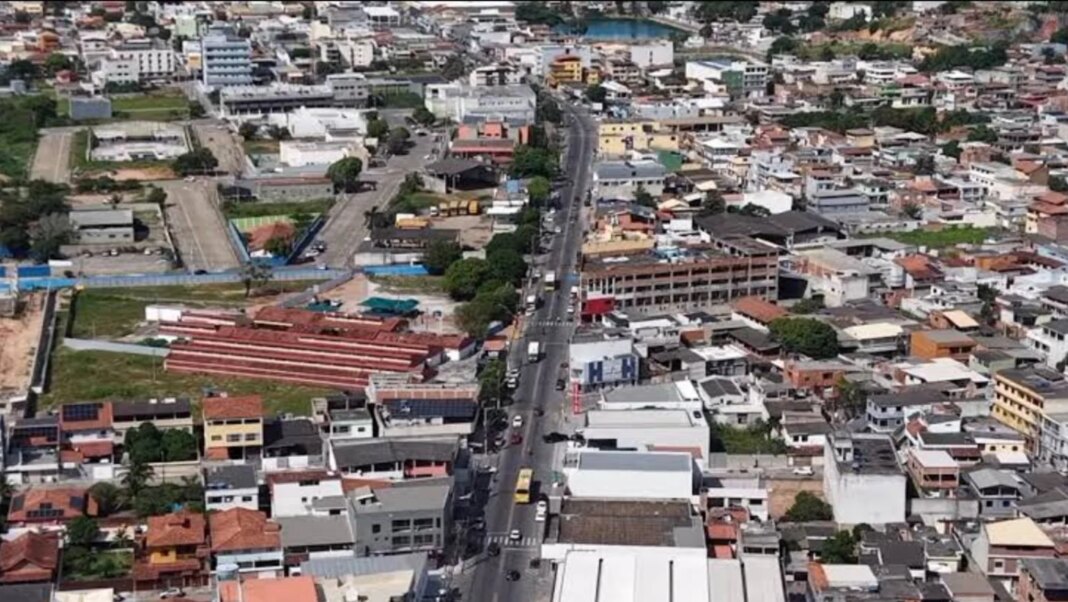 Marataízes avança com modernização da iluminação pública para comércio e turismo Comércio e turismo de Marataízes aplaudem modernização da iluminação pública