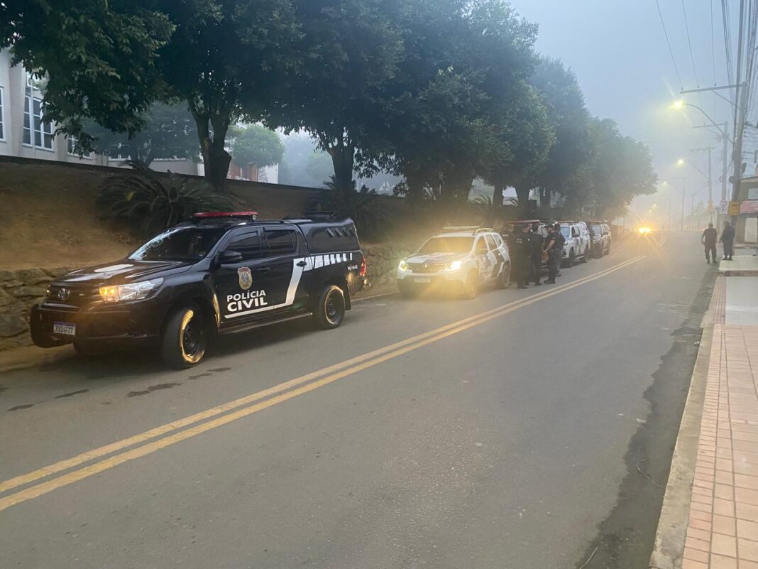 Polícia Civil do ES realiza operação contra tráfico de drogas em Marilândia Polícia Civil do ES realiza operação contra tráfico de drogas em Marilândia